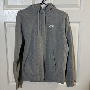 Nike Men's Gray Sportswear Club Fleece Pullover Hoodie - Small